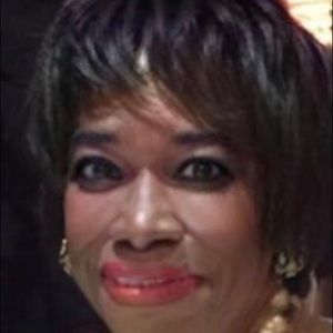 Meet your Posher, Angelita